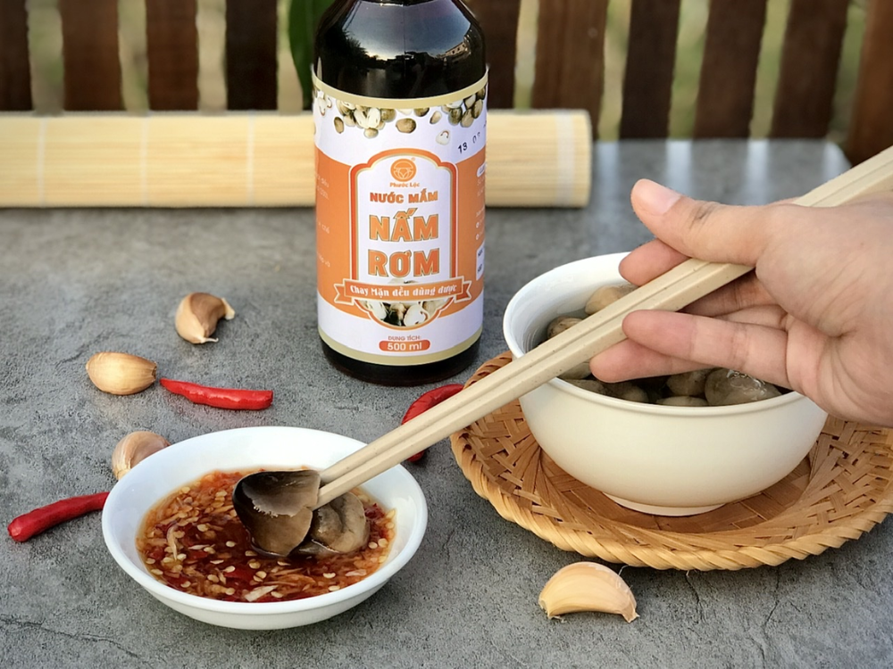 Nước Mắm Nấm Rơm 500ml