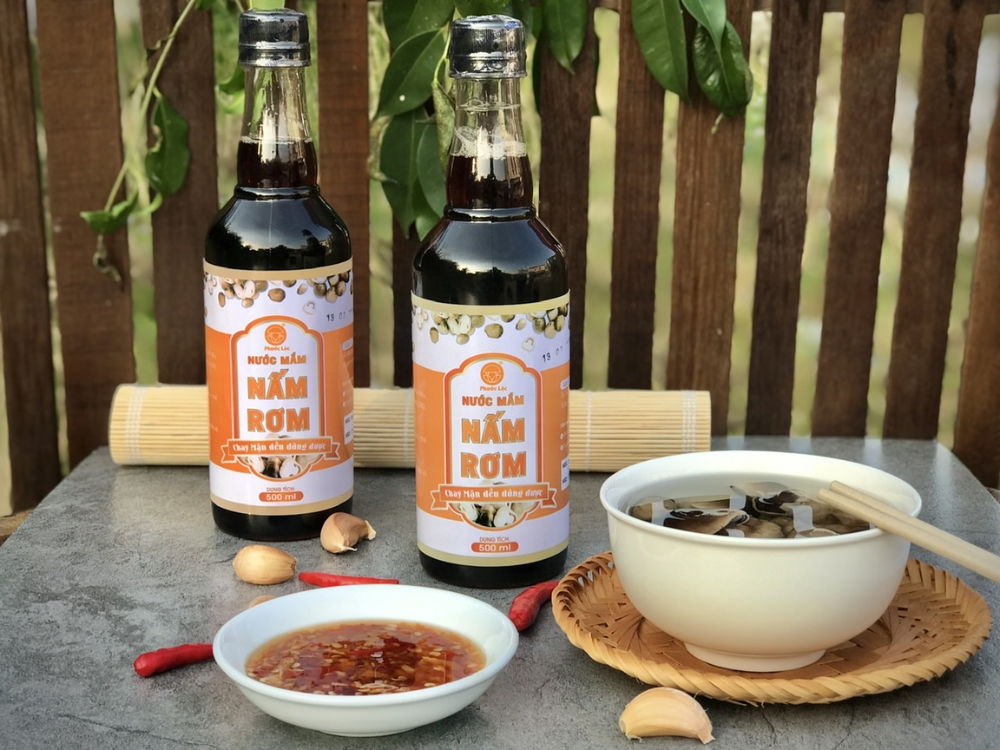 Nước Mắm Nấm Rơm 500ml